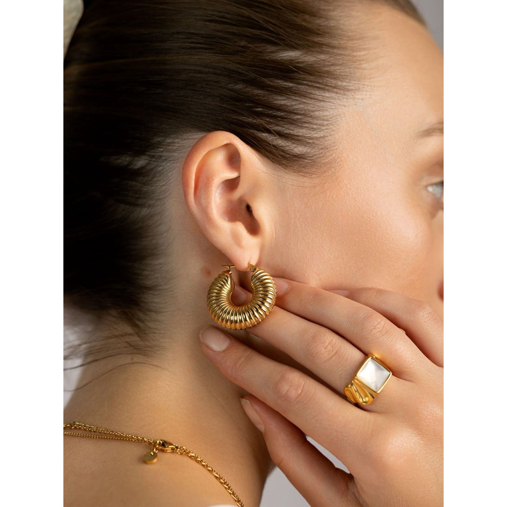 Chunky Gold Ribbed Hoop Earrings – Bold & Modern Look