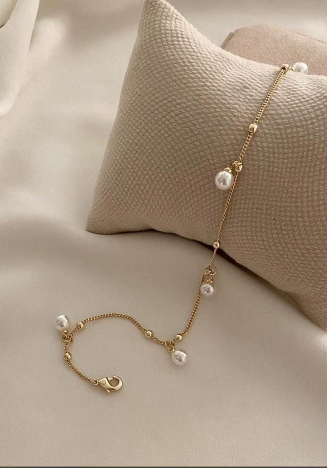 "Elegant Pearl Anklet"
