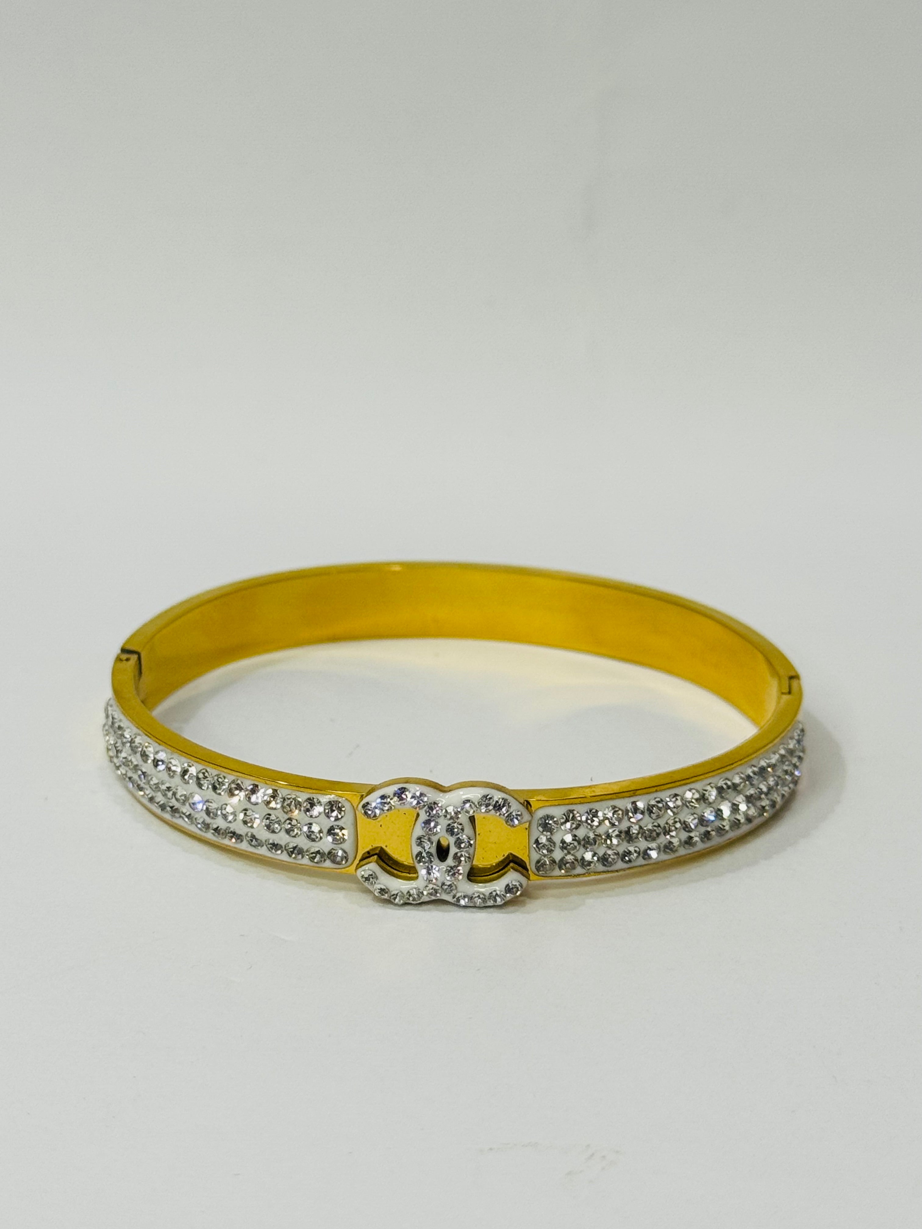 Luxury Crystal-Encrusted Gold Bangle ✨💎