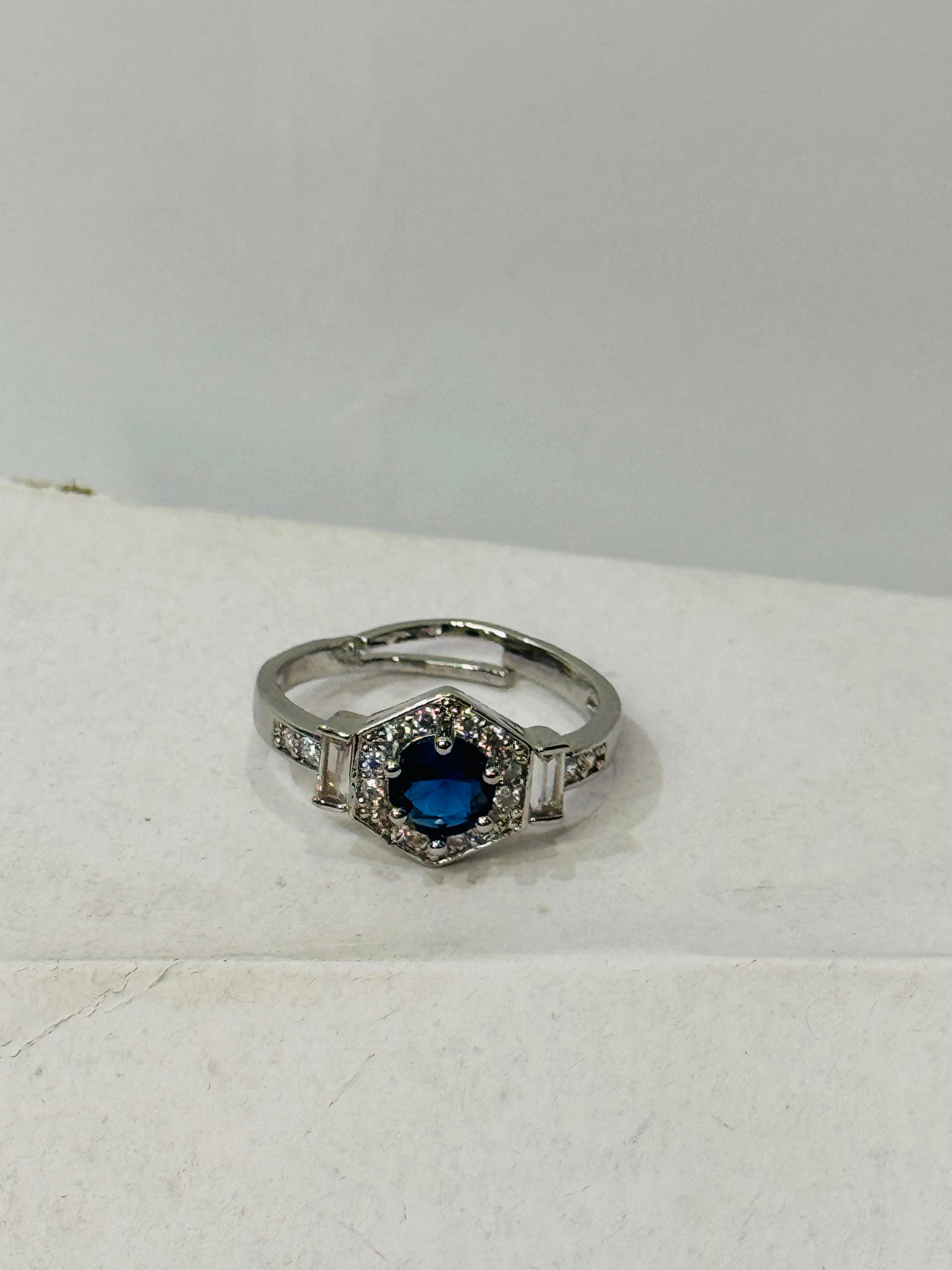 Blue Sapphire Diamond Adjustable Ring – Elegant Women’s Jewelry