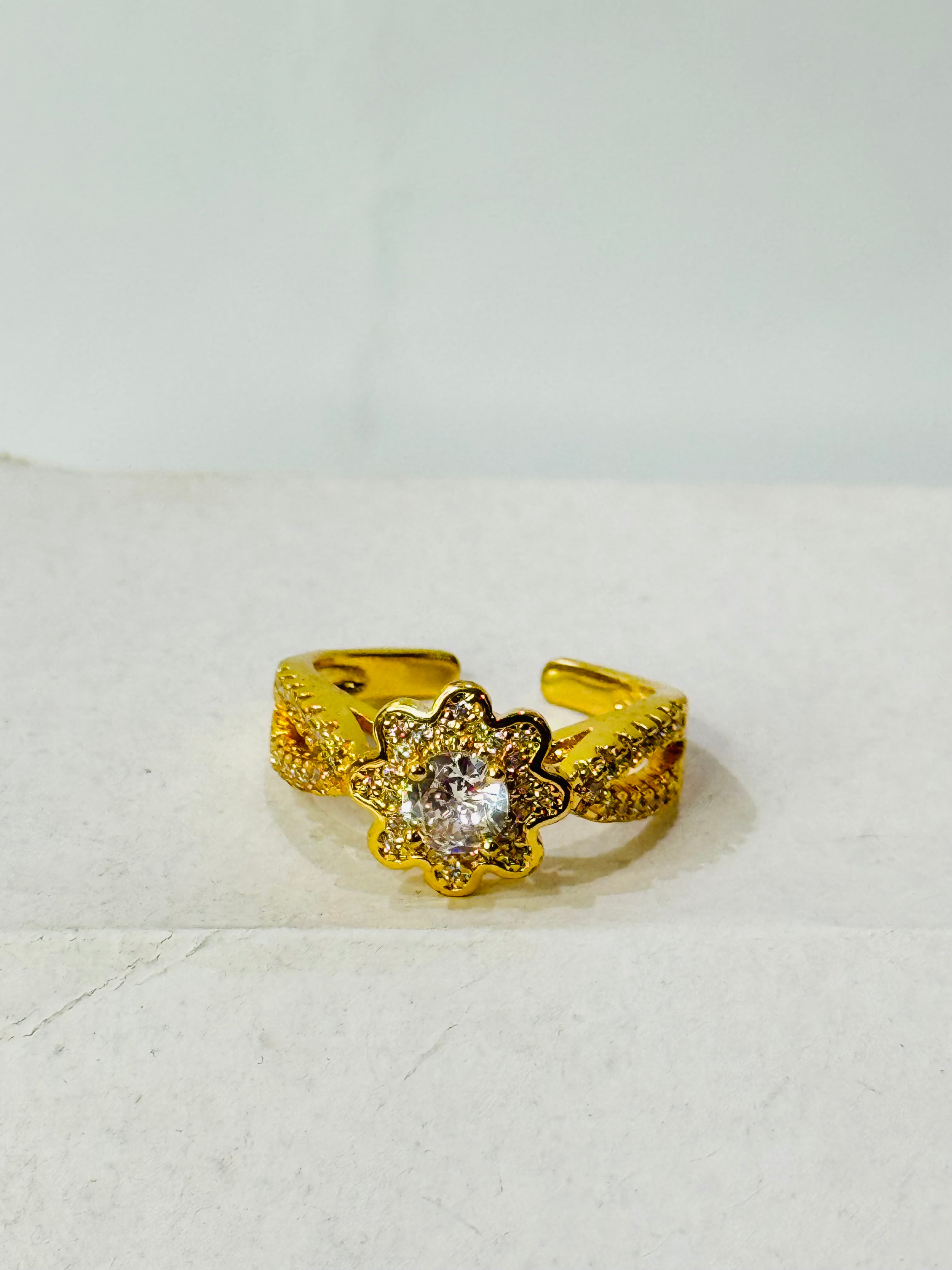 Floral Gold Diamond Adjustable Ring – Elegant Women’s Jewelry