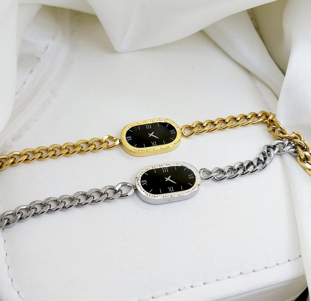 ⌚ Elegant Chain Bracelet Watch – Gold & Silver