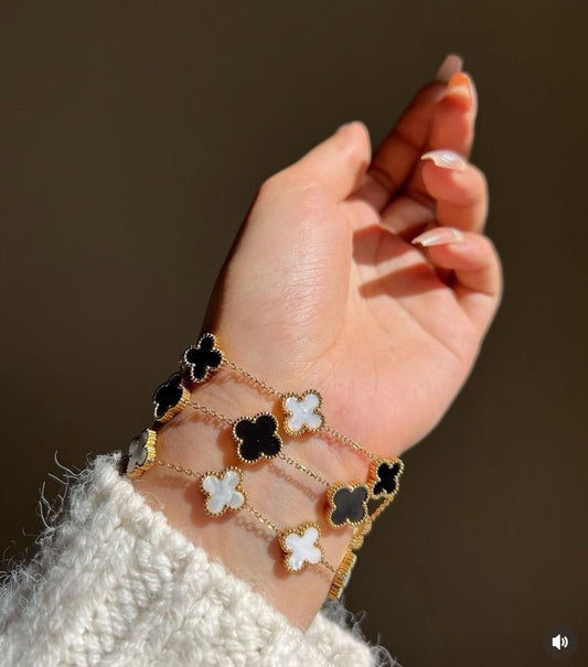 Clover bracelet ✨
