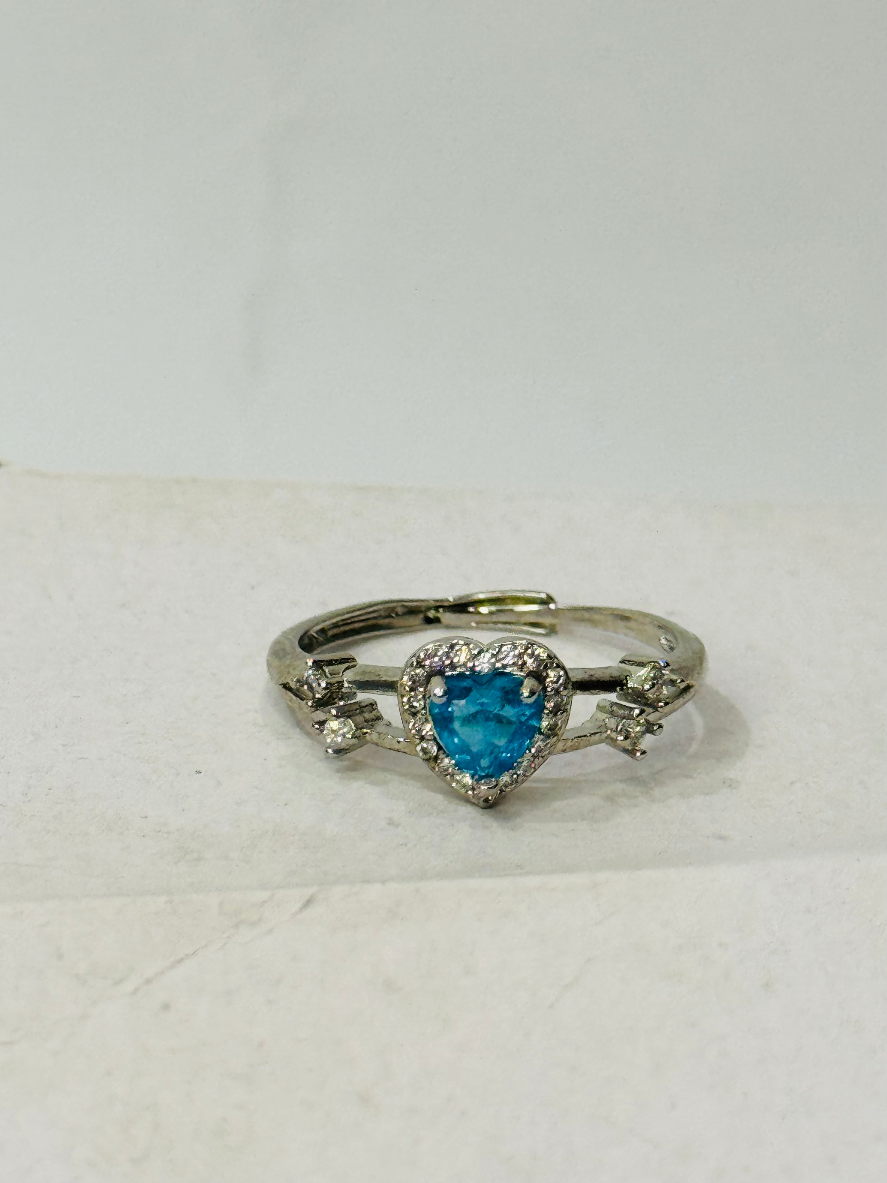 Heart-Shaped Blue Topaz Adjustable Ring with Diamond Accents – Women’s Jewelry