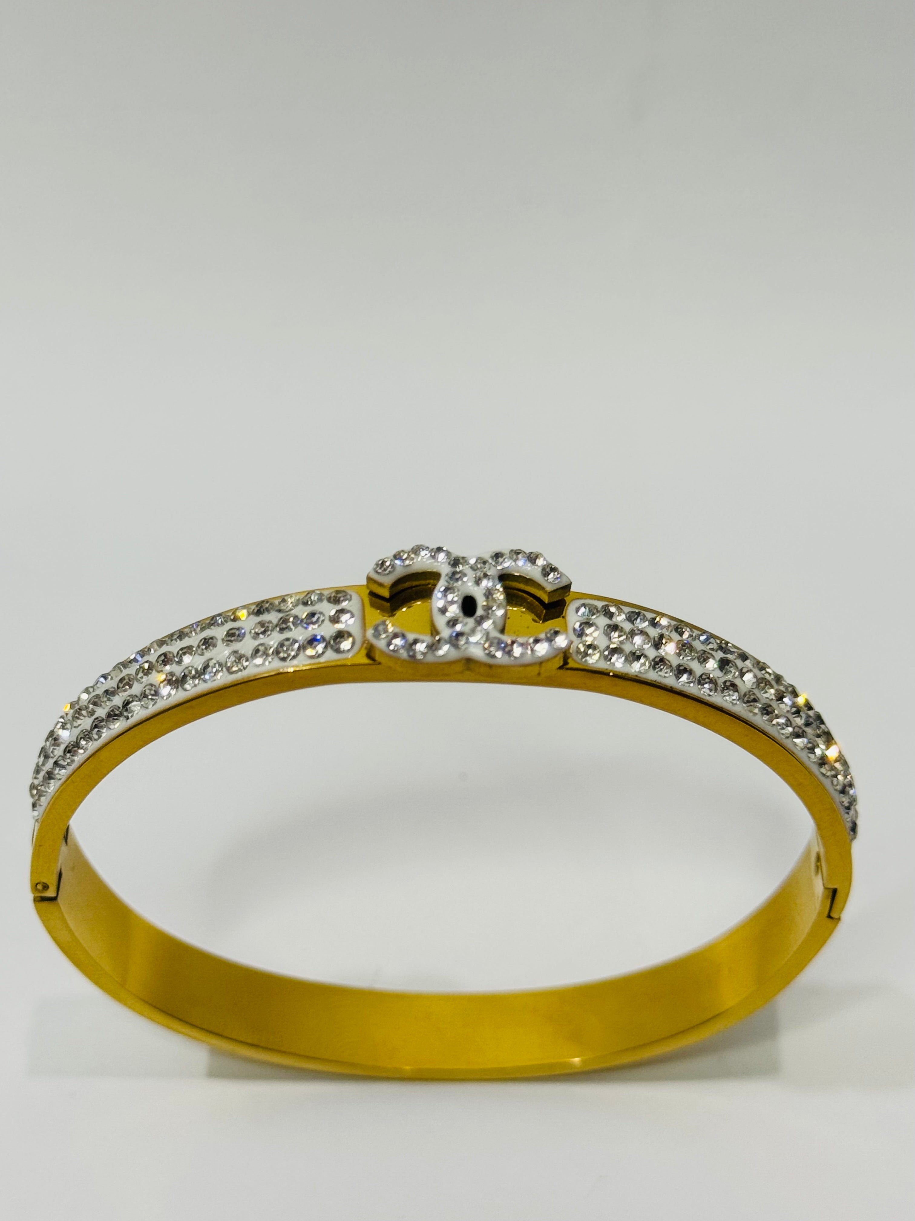 Luxury Crystal-Encrusted Gold Bangle ✨💎