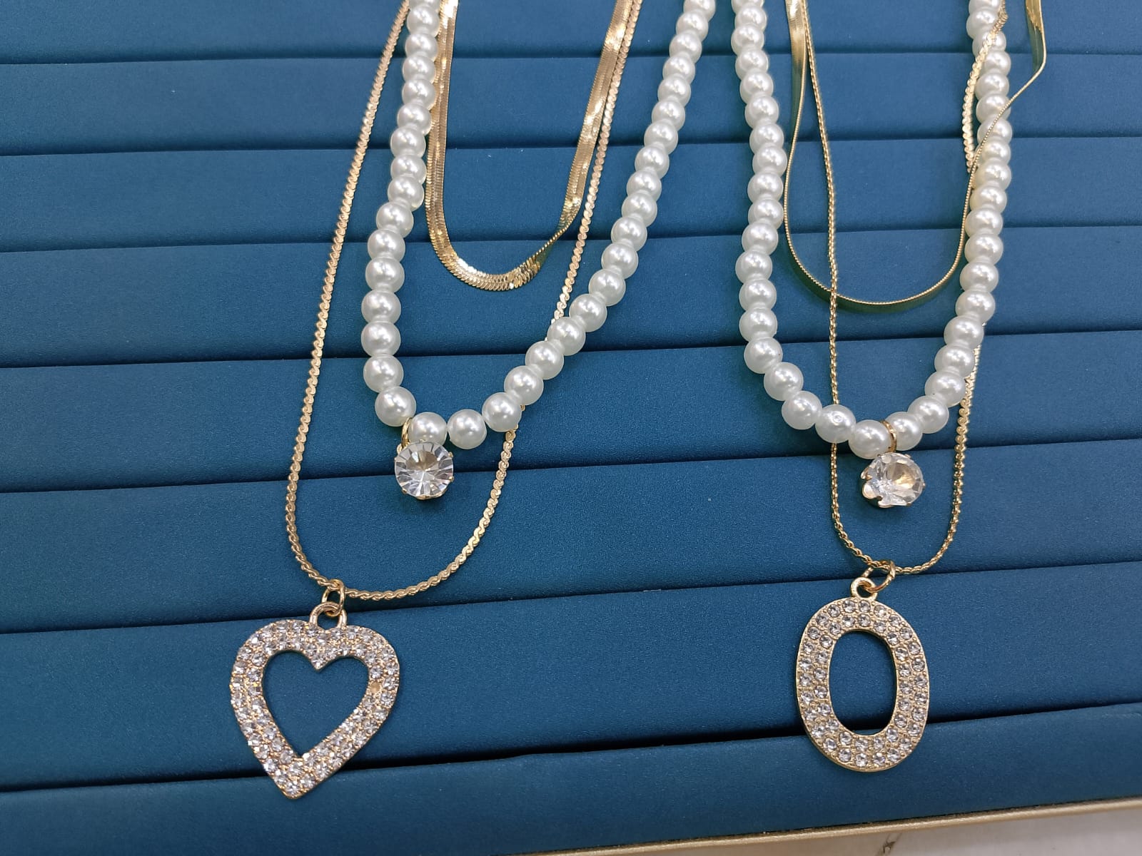 "Elegant Pearl Layered Necklaces"