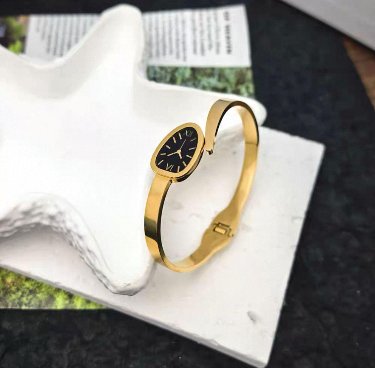 Elegant Gold Stainless Steel Bracelet Watch