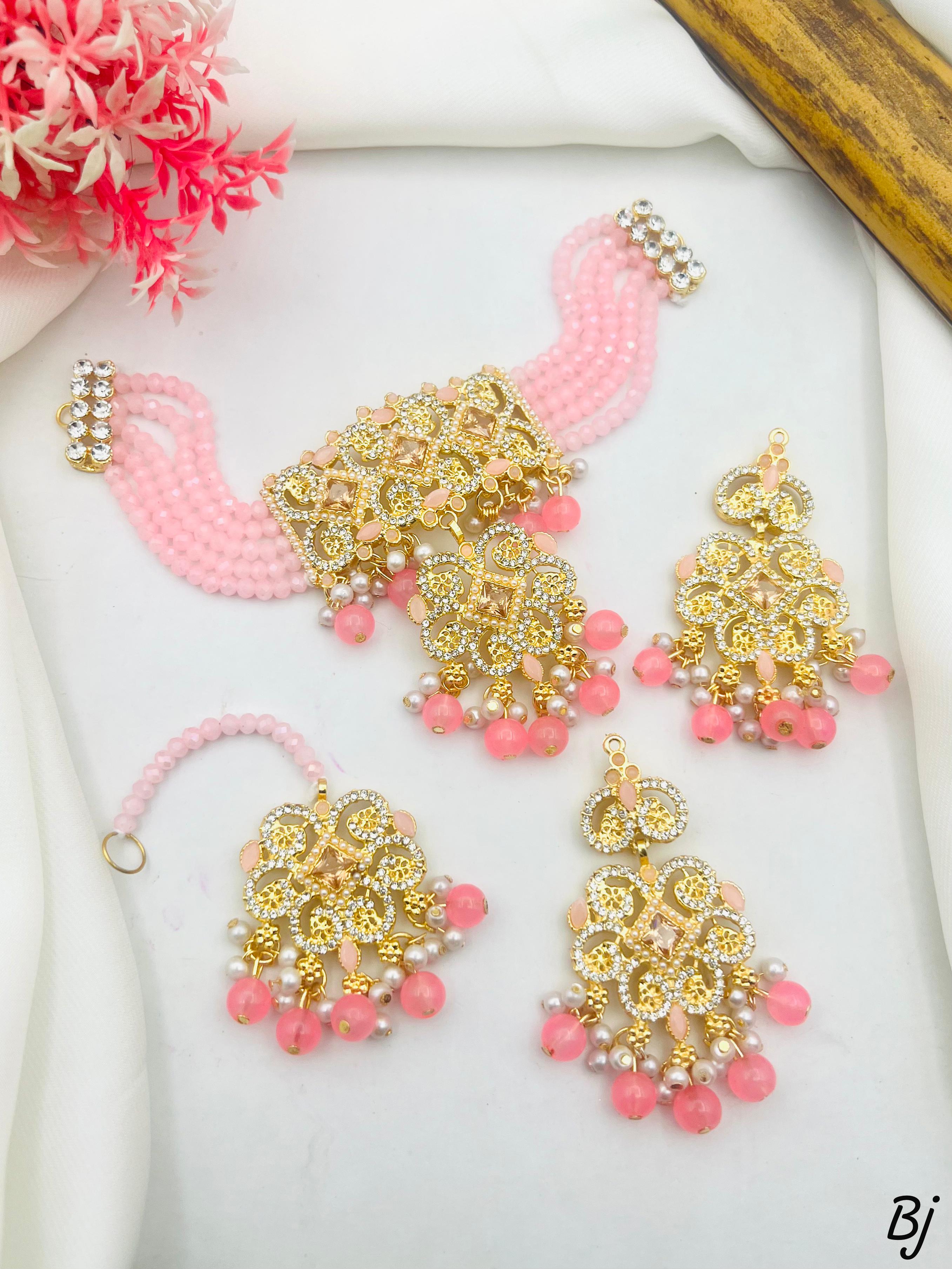 Nauratan Jewelry Set with Pearls | Traditional Pakistani Elegance"
