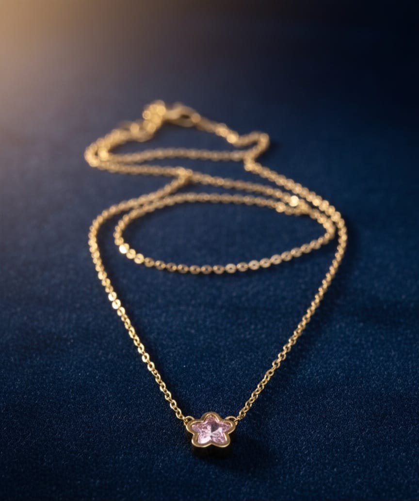 Flower charm necklace 🌸