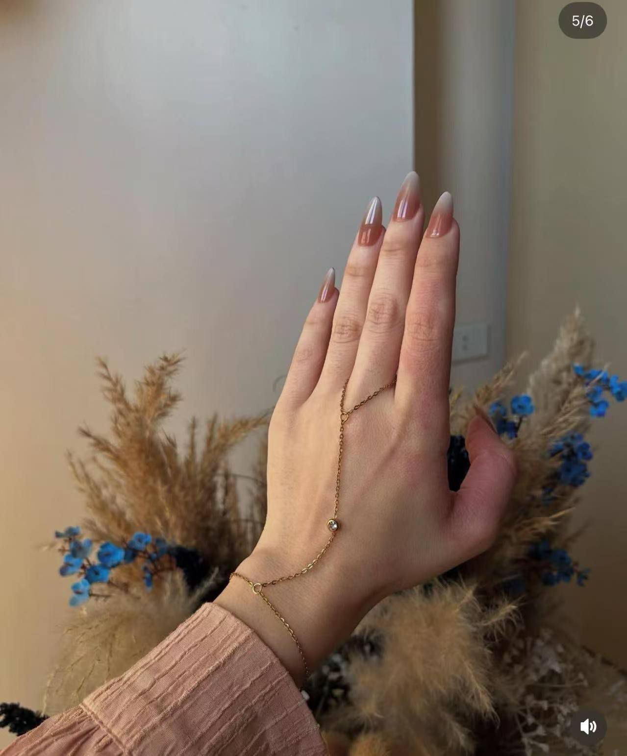 Single stone ringlet