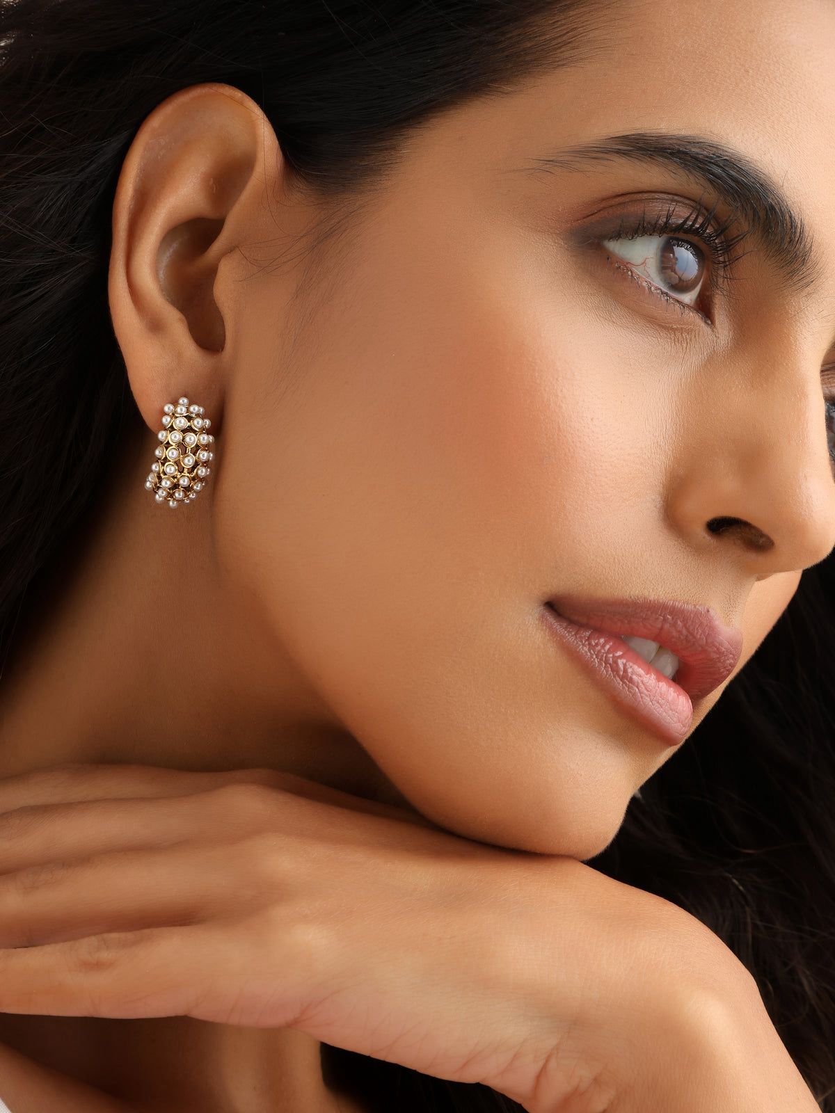 "Elegant Pearl Crescent Hoops 🌙"