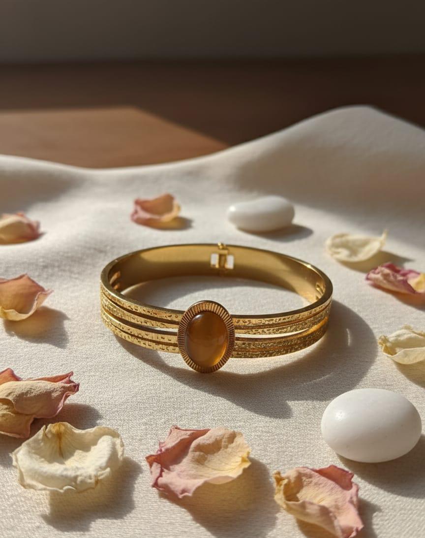 "Timeless Jewels bangle"