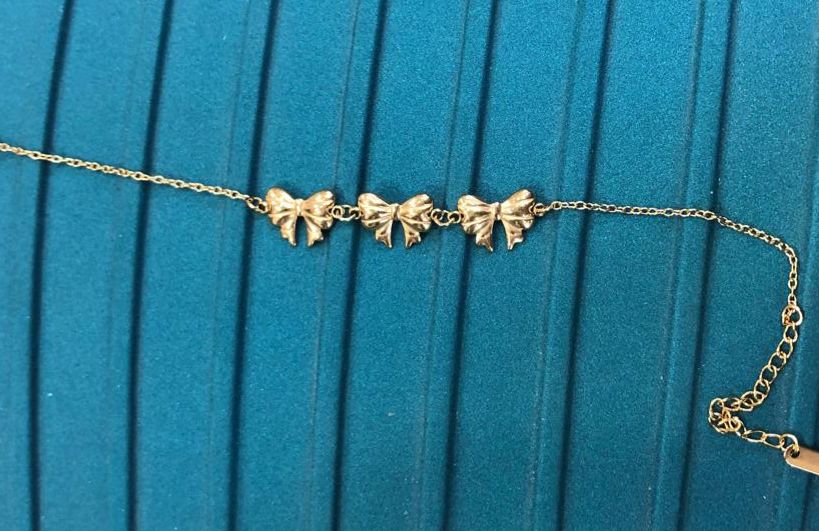 Golden Bow Charm Bracelet 🎀