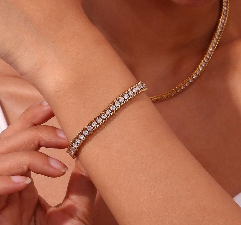 Tennis golden diamond necklace and bracelet