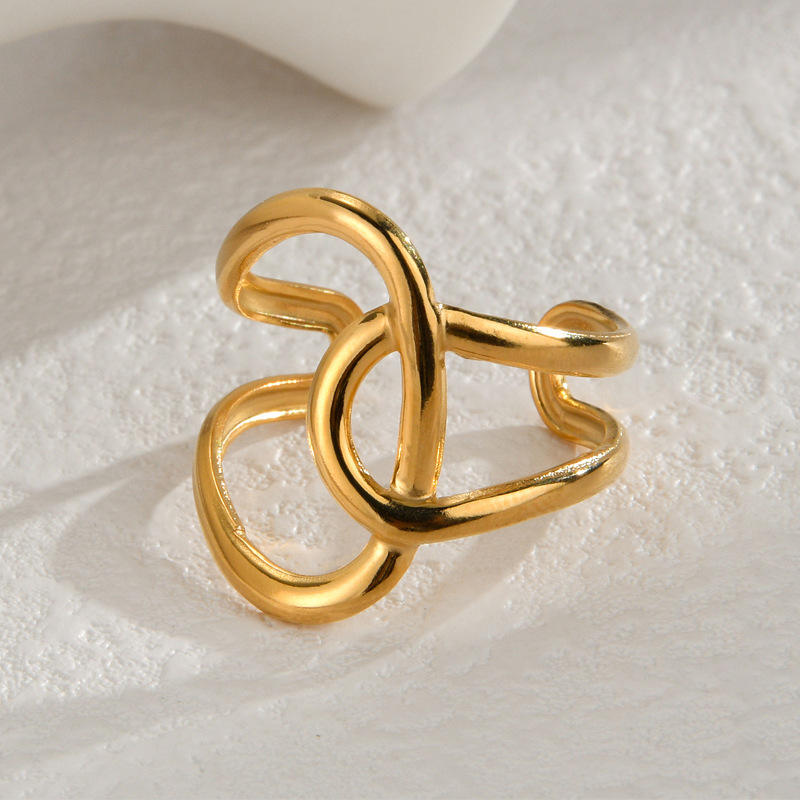 Golden knot ring