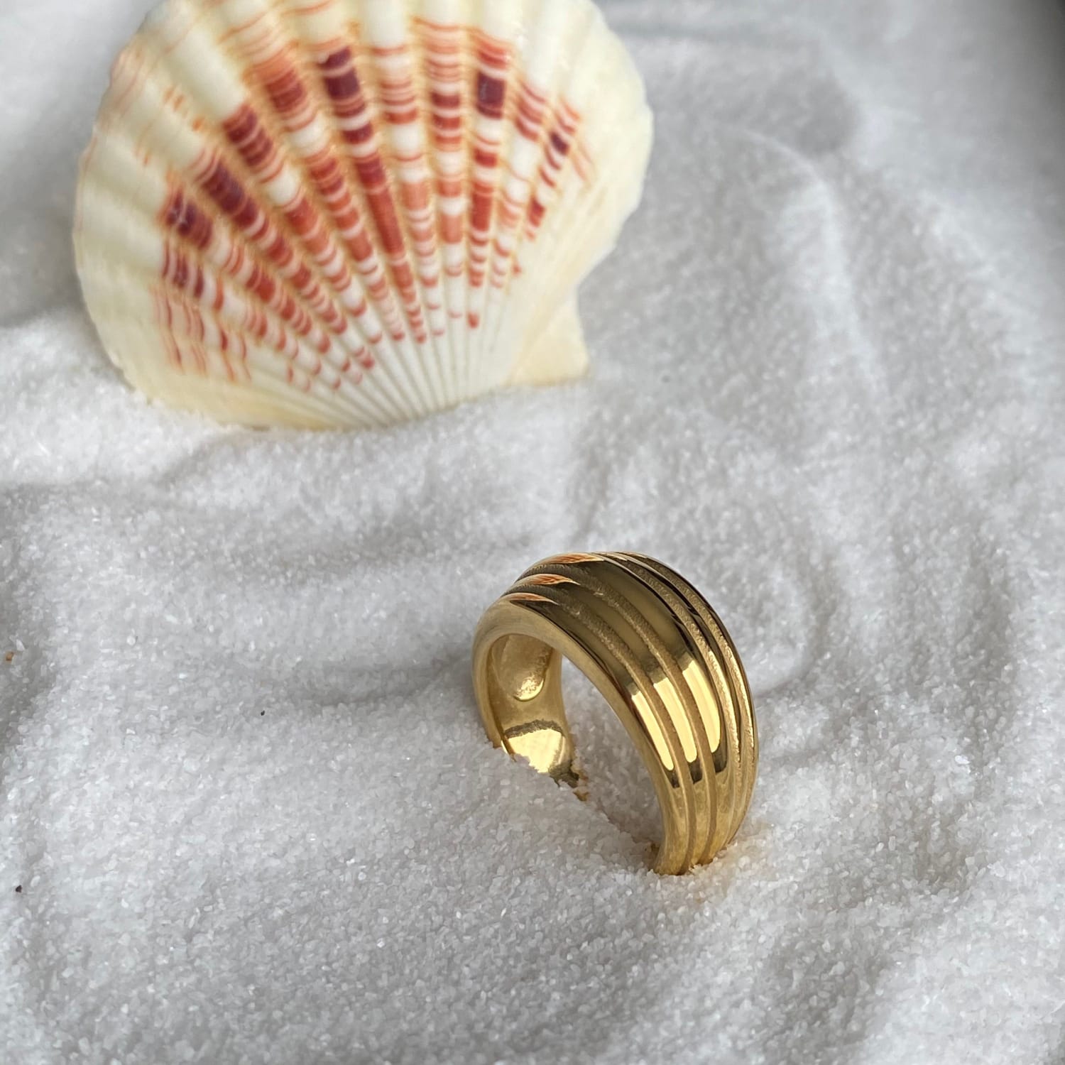 Gold band adjustable ring