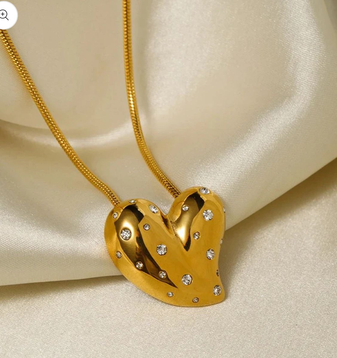Title: Golden Heart Necklace 💎