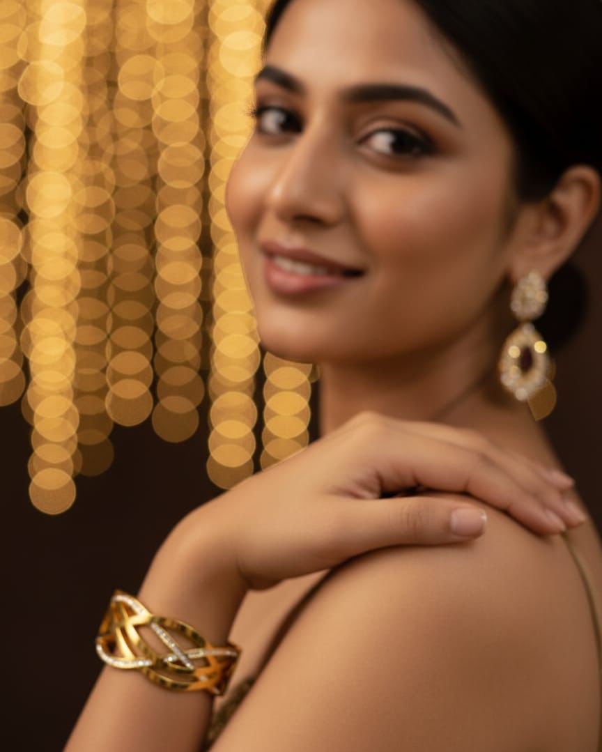 Golden Lattice Bangle 💎