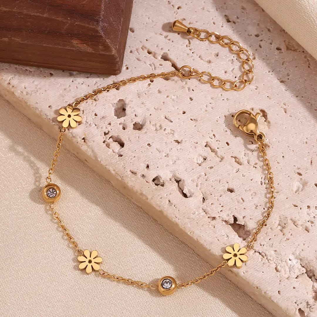 "Dainty Floral Gold Bracelet"